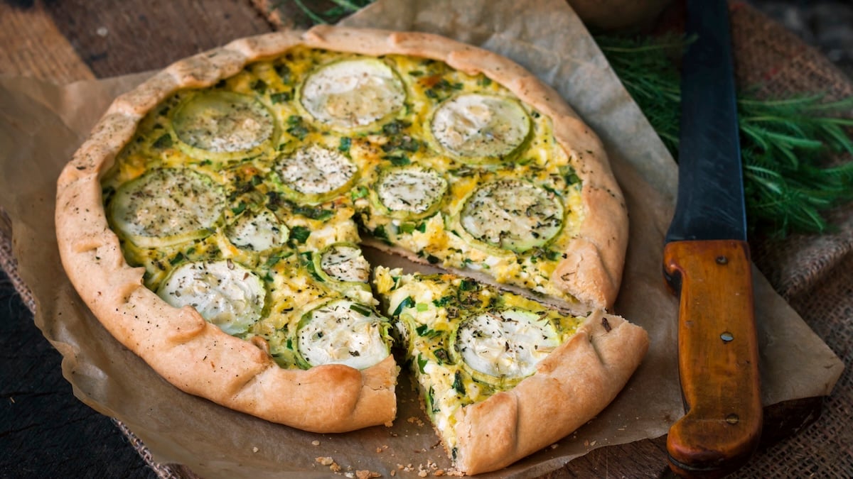 Tarte fine aux courgettes et chèvre frais